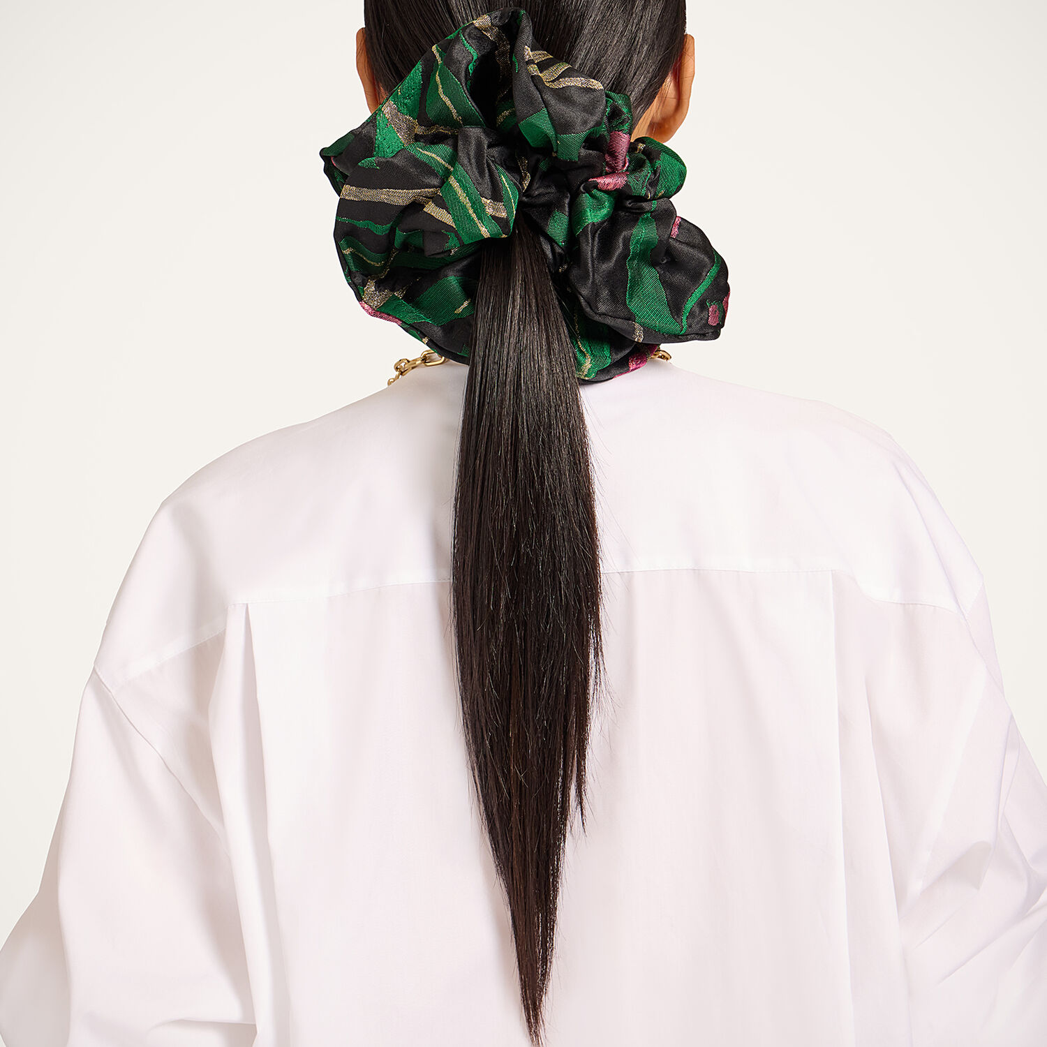 La Doublej Giga Jacquard-pattern Scrunchie In Green