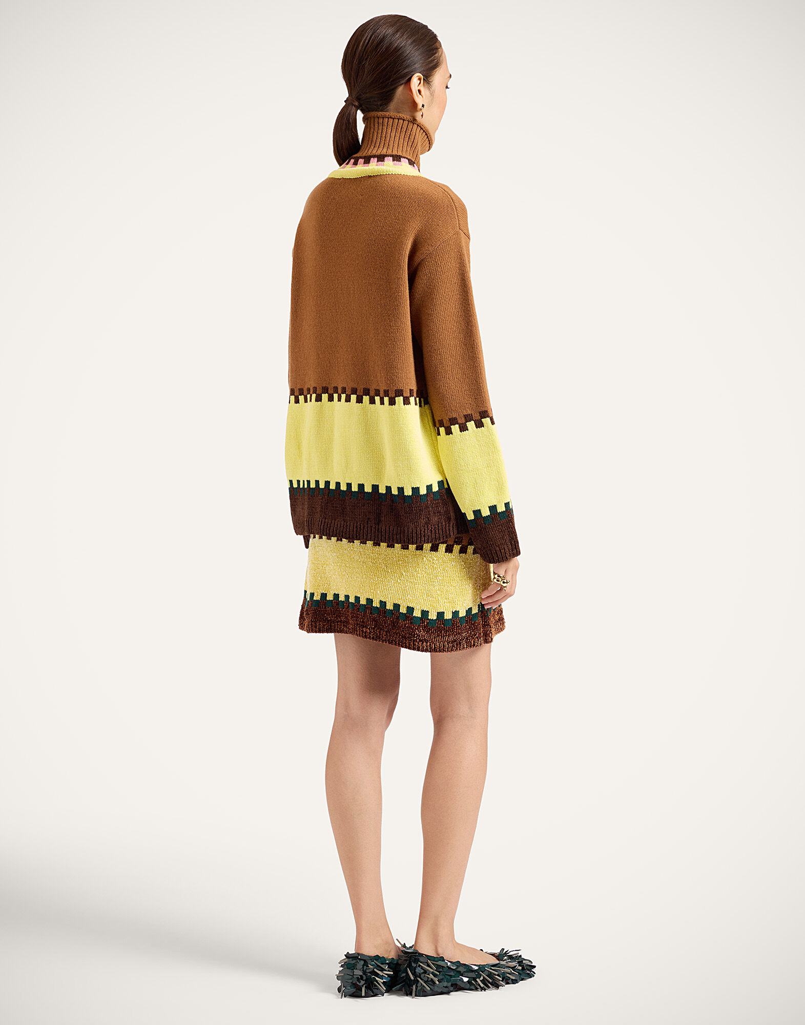 La DoubleJ In My Power Mini Skirt Color Block Camel and Light Yellow SKI0218KNI037VA515BR04