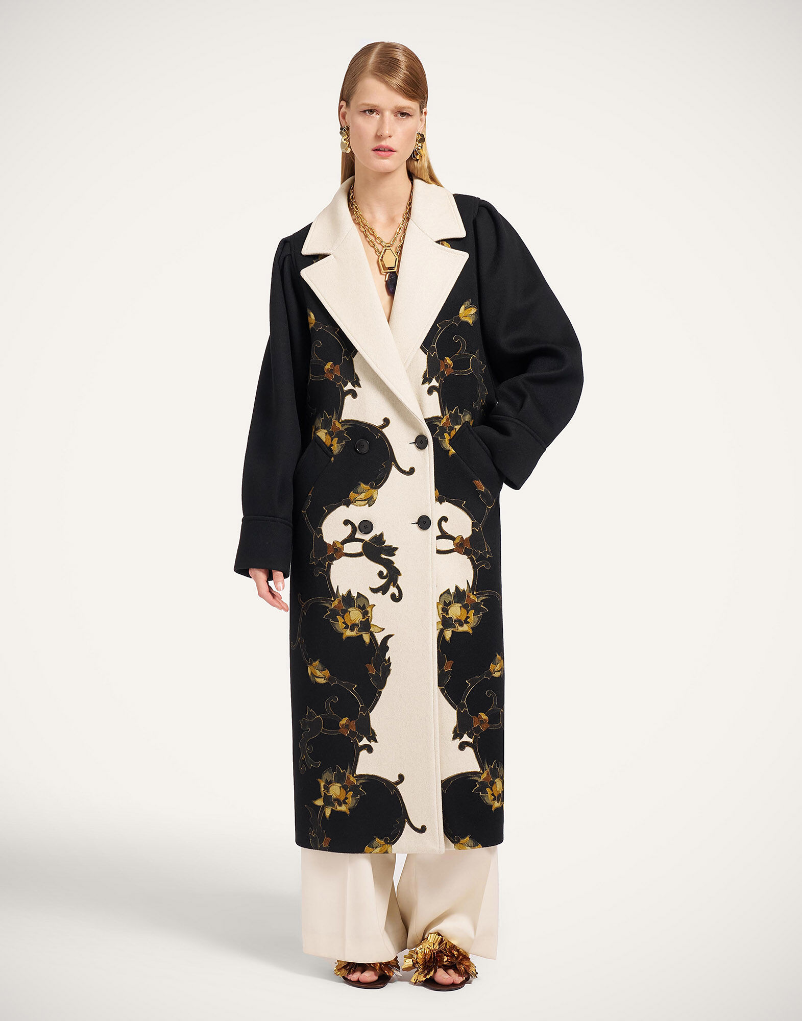 La DoubleJ Victoria Coat Buttercup Plac&eacute;e Black JAC0207PLA003BTC03BL01