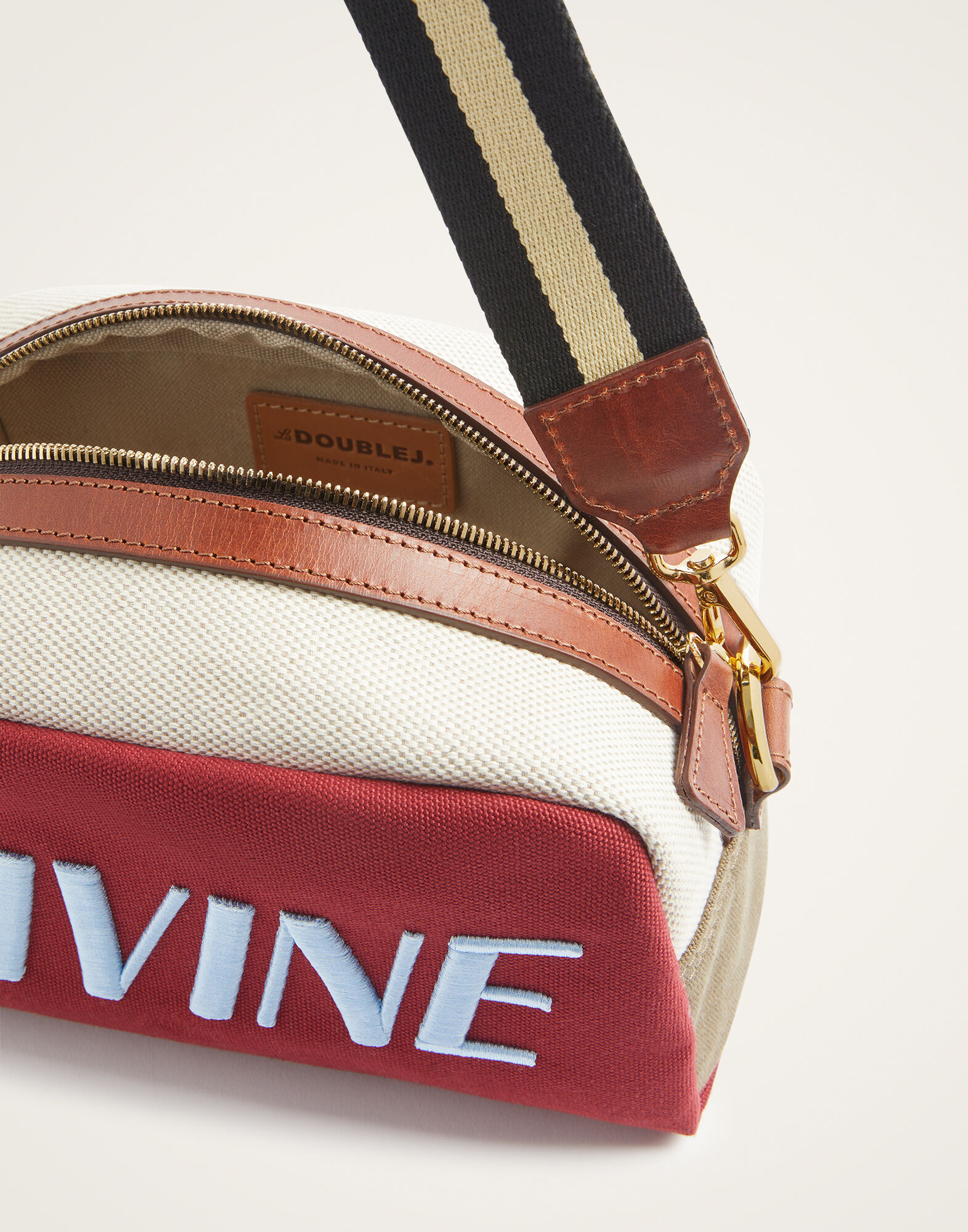 La DoubleJ Divine Beauty Bag Solid Bordeaux BAG0090COT079SOLIDRE02