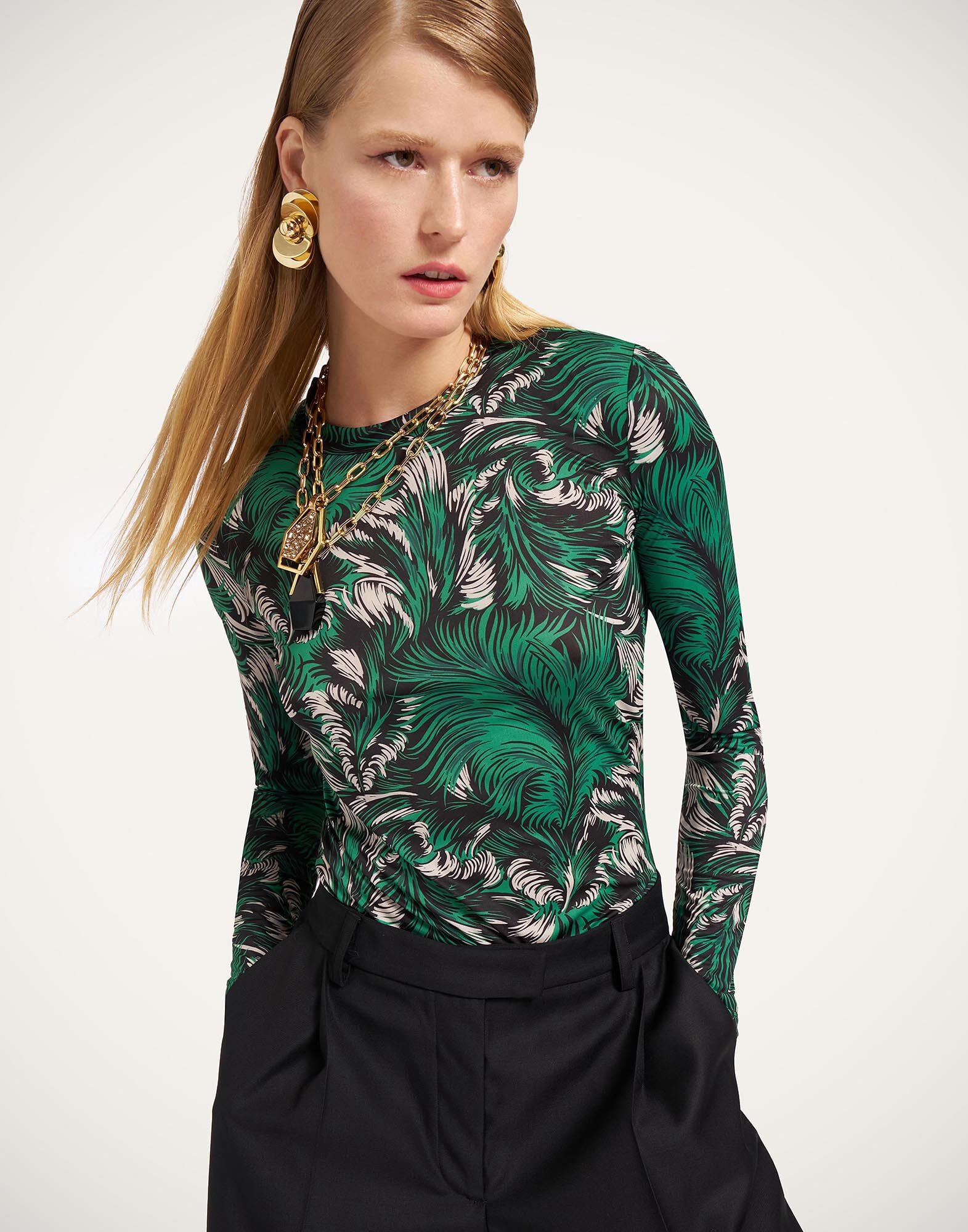 La DoubleJ Crew Top Quill Green TOP0024JER086QLL01GR02