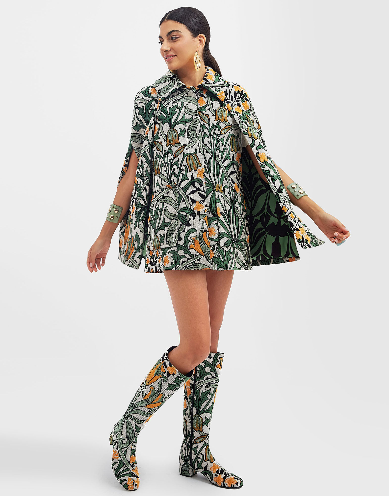 La DoubleJ Milano Mini Cape Delta Ivory JAC0072JCQ057DEL01WH04