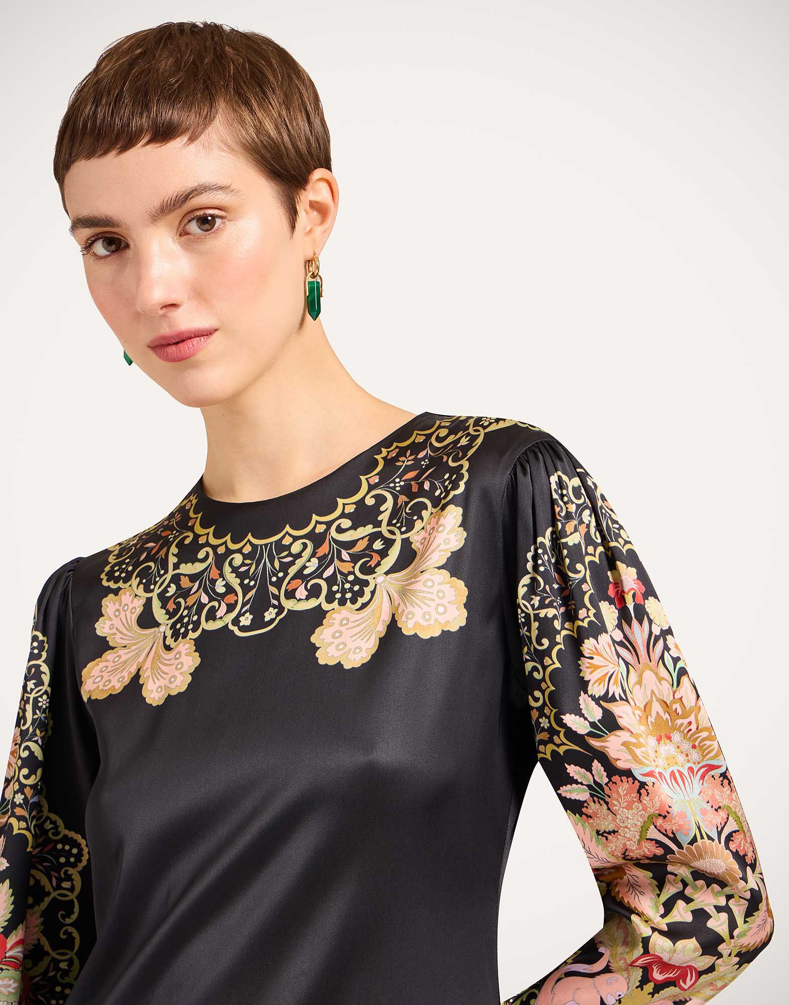 La DoubleJ Clingy Swing Cornucopia Plac&eacute;e Black DRE0762VIS023CRN03BL01