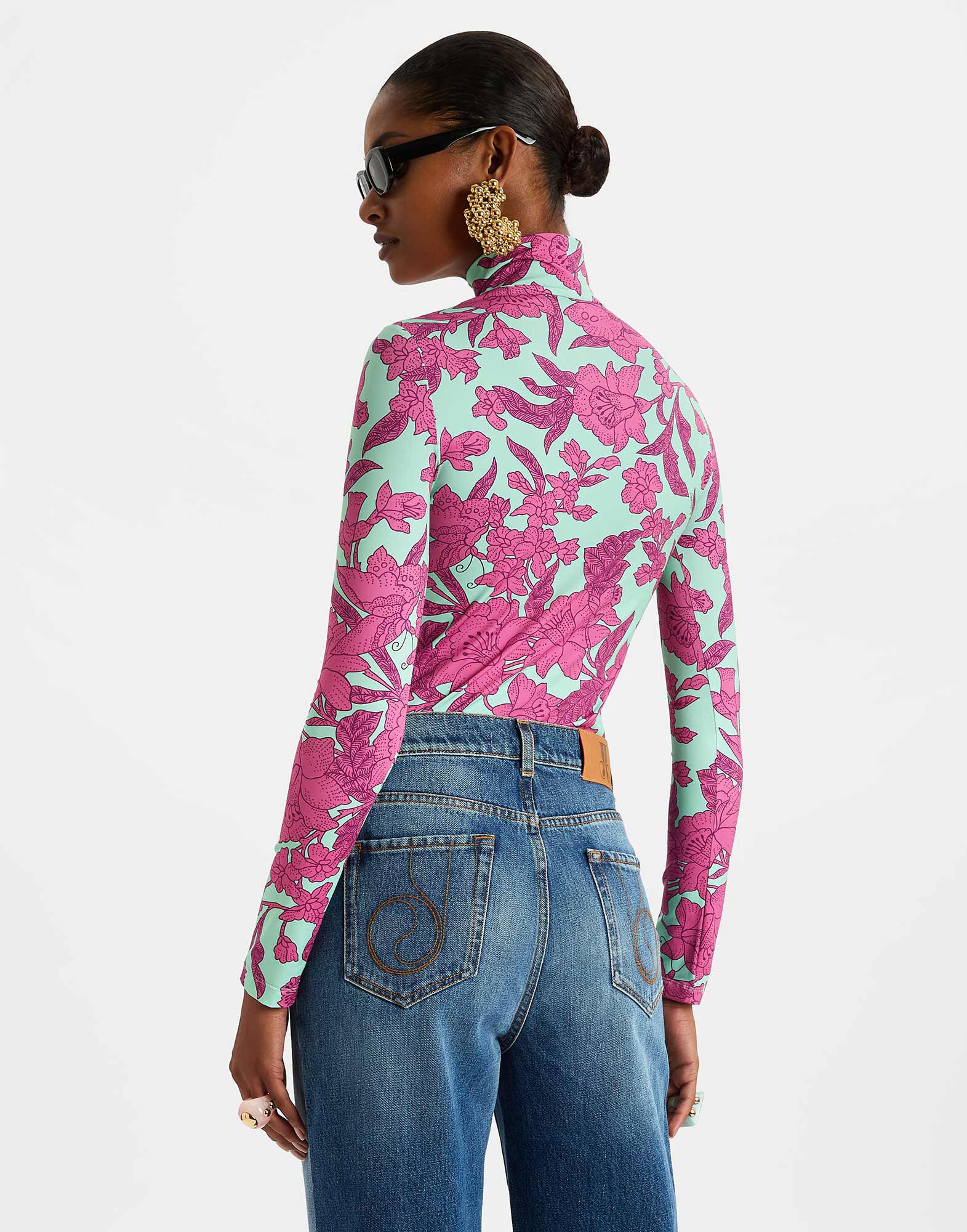 La DoubleJ Turtleneck Lilium Purple SHI0030JER005LIL01PU01