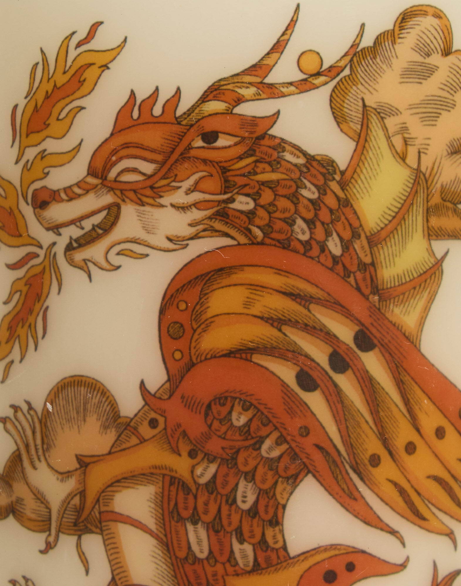 La DoubleJ Printed Pillar Candle The Dragon Multicolor CAN0011WAX001DRG01MU01