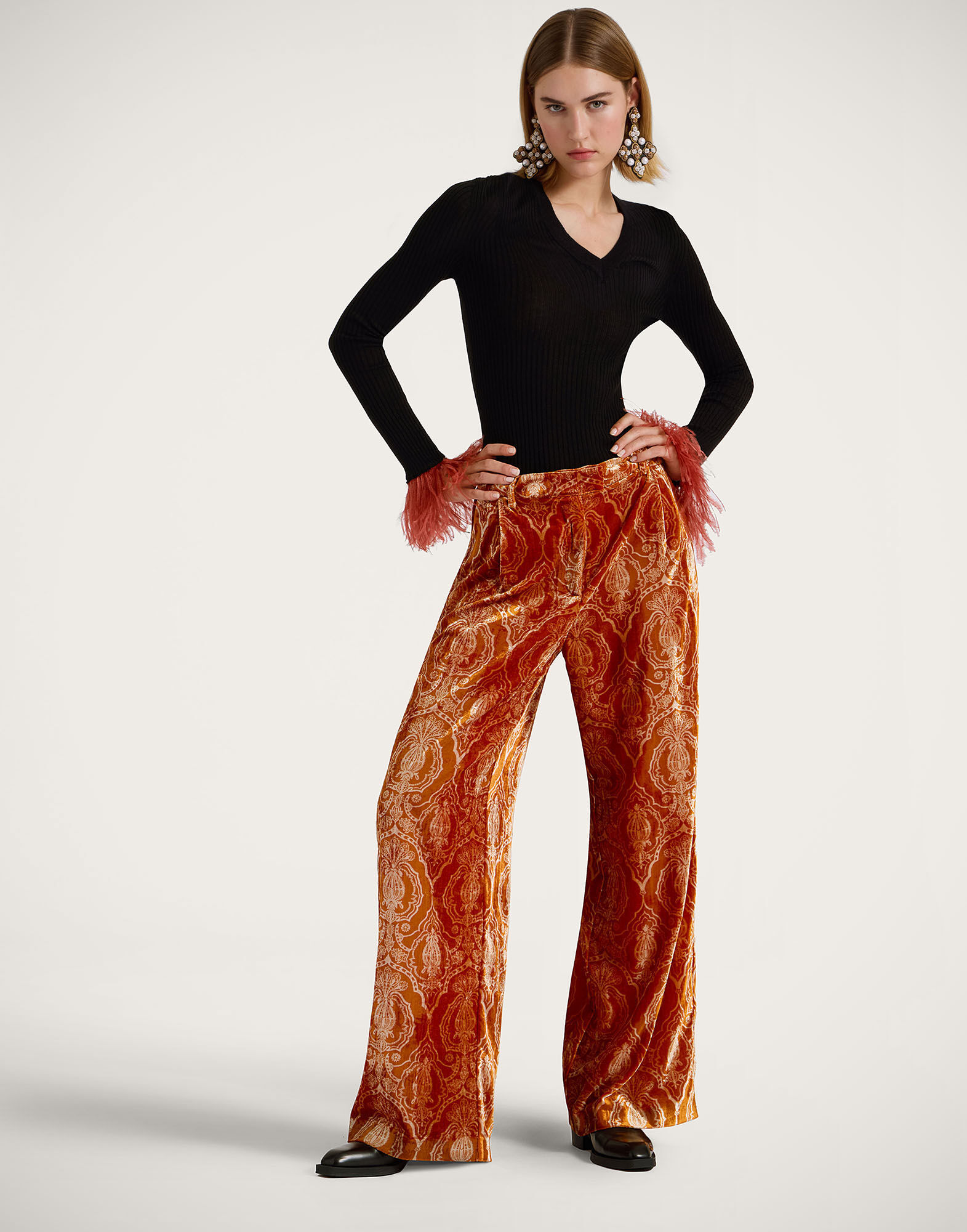 La DoubleJ Loose Pants Banquet Orange TRO0135DEV003BQT03OR02