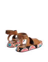 La DoubleJ Chunky Sandals La DoubleJ Chunky Sandals Crazy Daisy Black SHO0012FOD001DAY0002