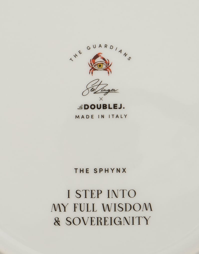 La DoubleJ Decorative Plate La DoubleJ Decorative Plate The Sphynx Saffron DPL0001CER001SPX01YE09