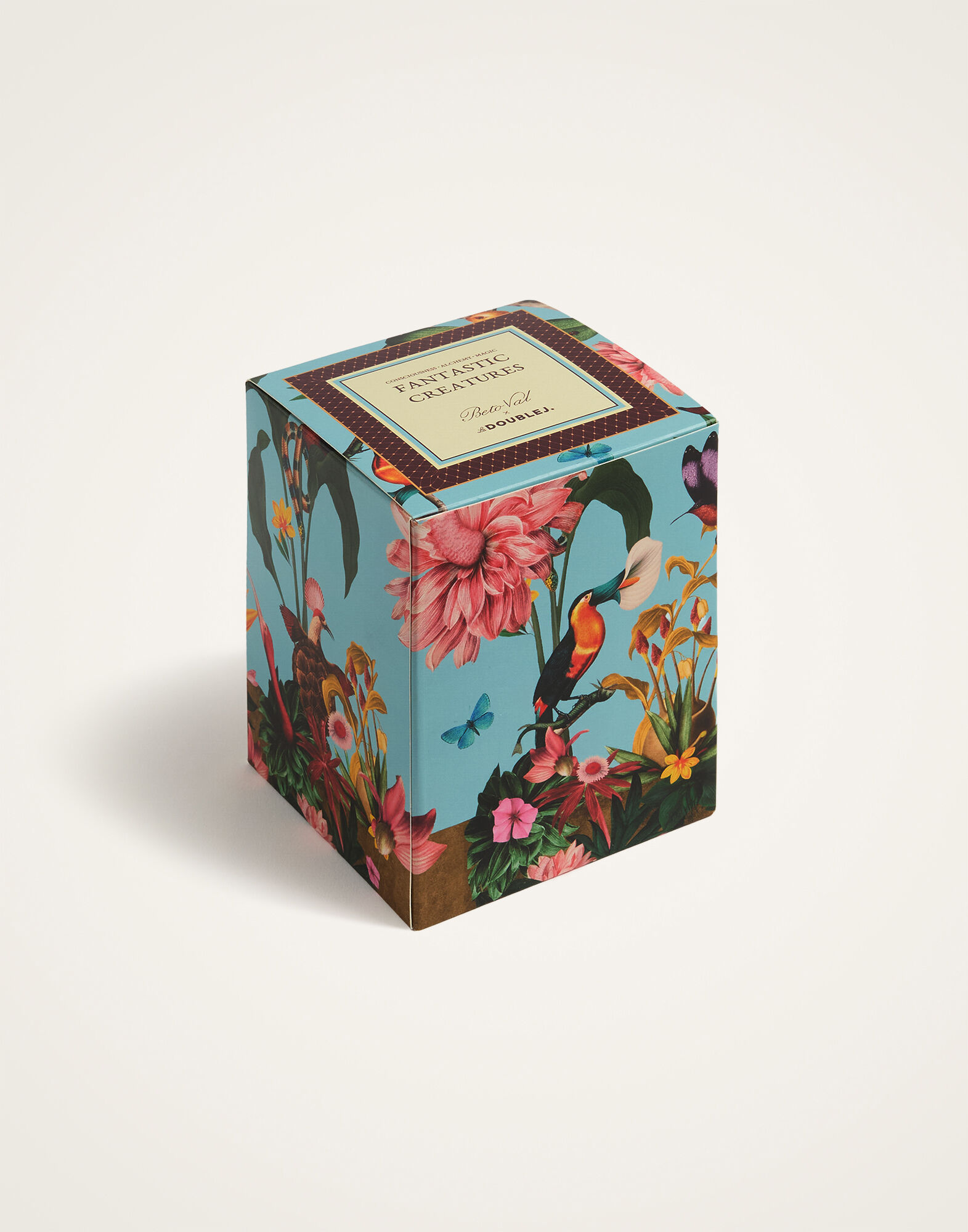 La DoubleJ Handmade Glass Candle Fantastic Creatures Black CAN0017GLS001FCR01BL01