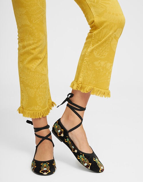La DoubleJ Winter Ballerina Flats La DoubleJ Winter Ballerina Flats Scarab Black SHO0090VEL001SCA01BL01