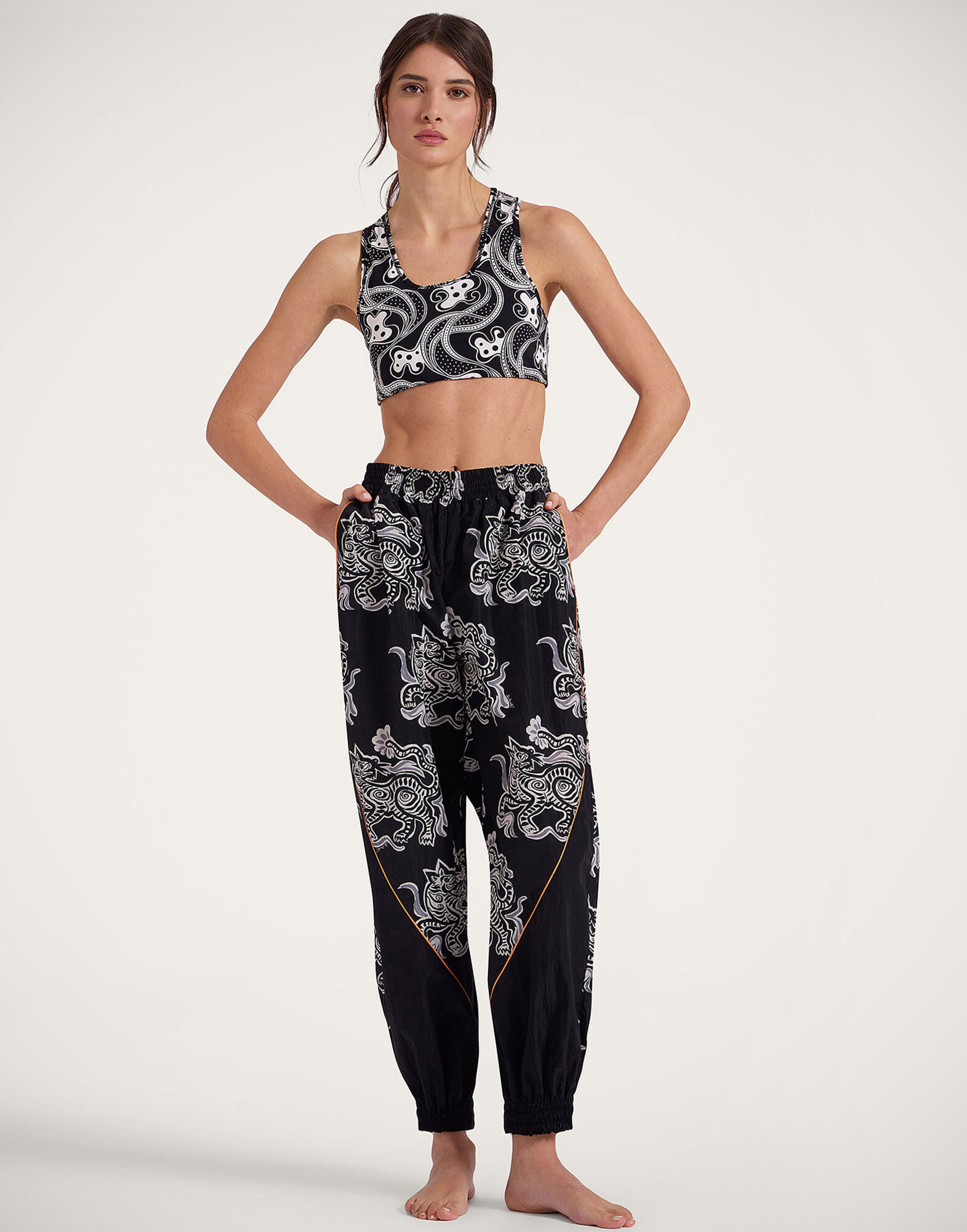Court Pants in Crazy Tigers Black & White for Women | La DoubleJ