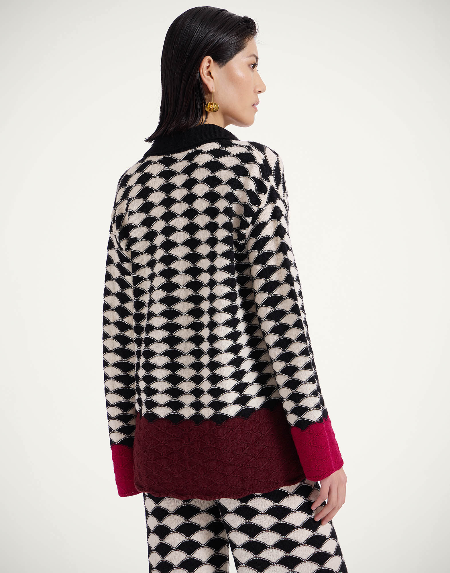 La DoubleJ Lounge Jumper Multicolor Black & White PUL0259KNI155VA351BL03
