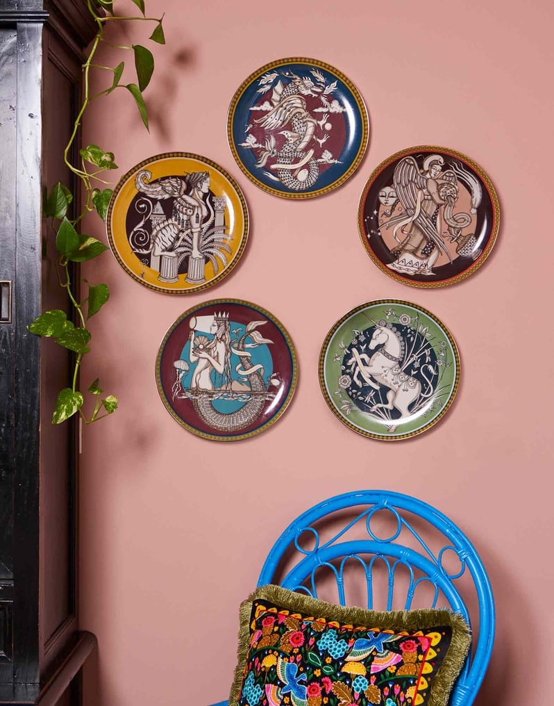 La DoubleJ Decorative Plate La DoubleJ Decorative Plate The Sphynx Saffron DPL0001CER001SPX01YE09