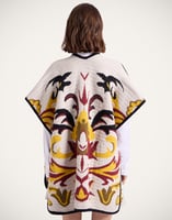 La DoubleJ In My Power Knit Scarf Cape La DoubleJ In My Power Knit Scarf Cape Multicolor Ivory & Red SCA0083KNI177VA402BR05