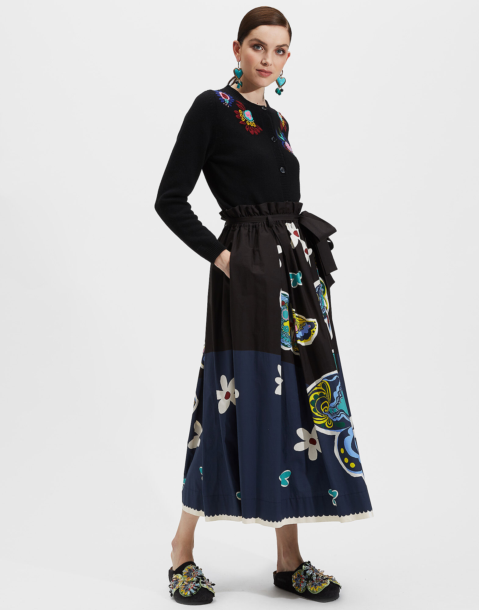 LaDoubleJ Embroidered Cardigan Solid Black PUL0041KNI027BLA0001