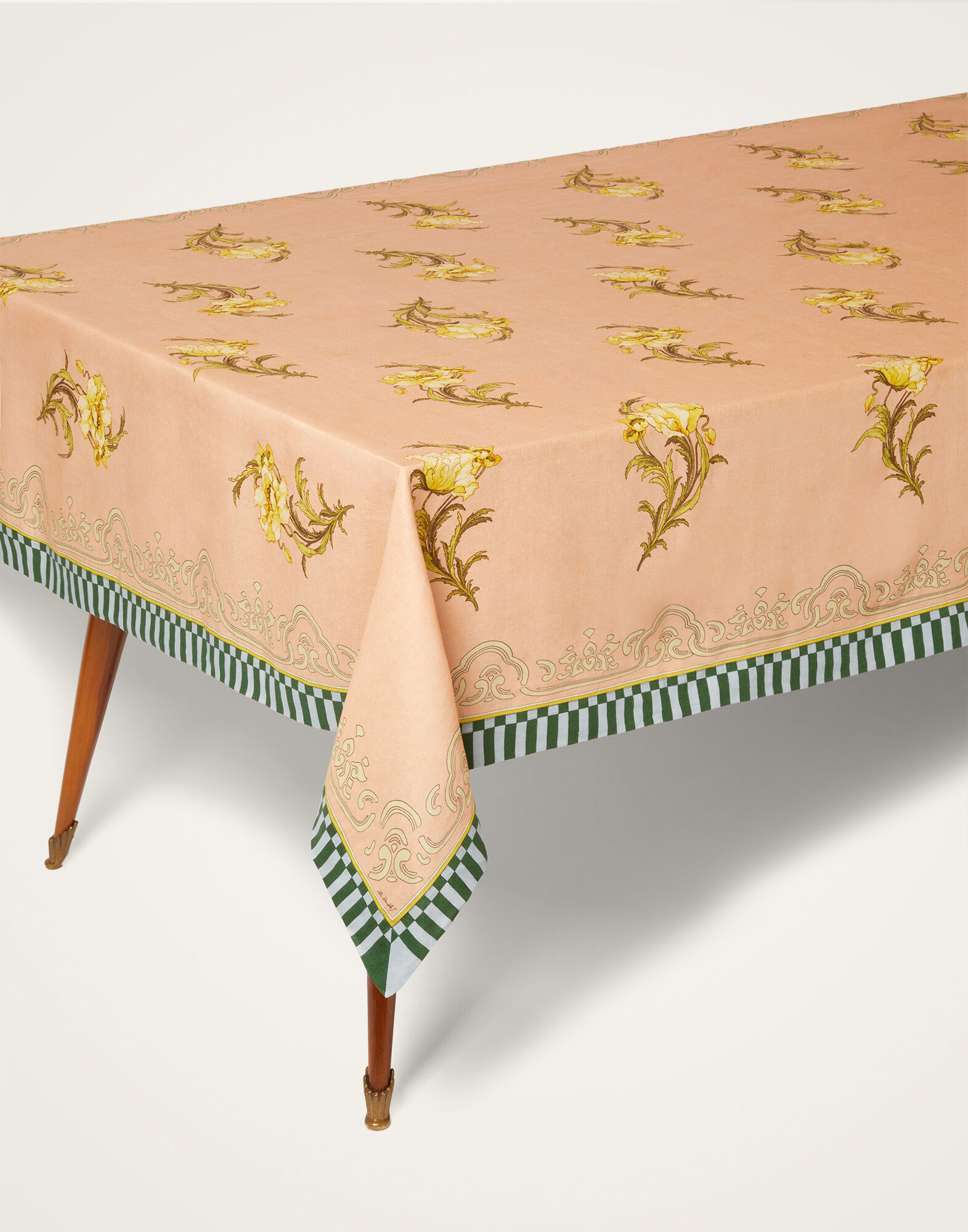 La DoubleJ Large Tablecloth Nymph Bloom Plac&eacute;e Blush TBC0018LIN008NYB02PI07