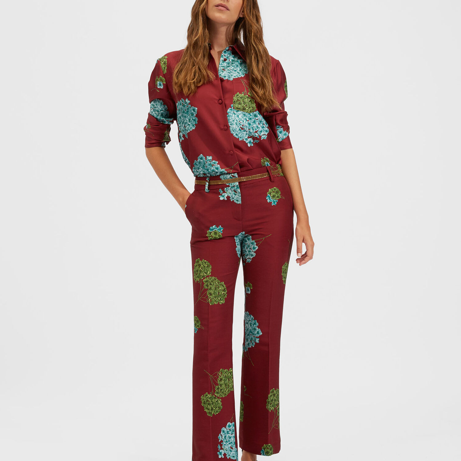 La Doublej 247 Floral-print Straight-leg Ankle Pants In Ortensia Bordeaux