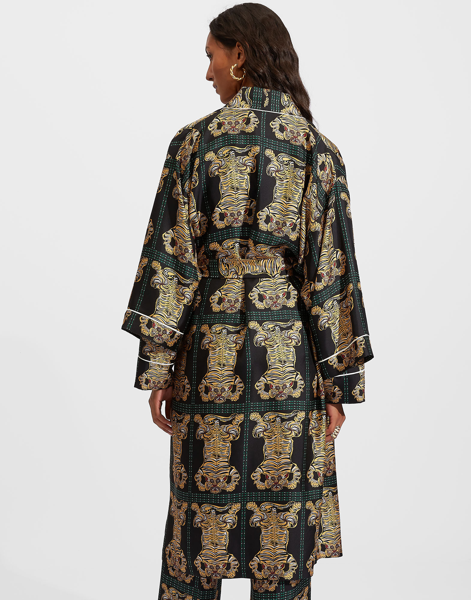 Tiger silk robe store