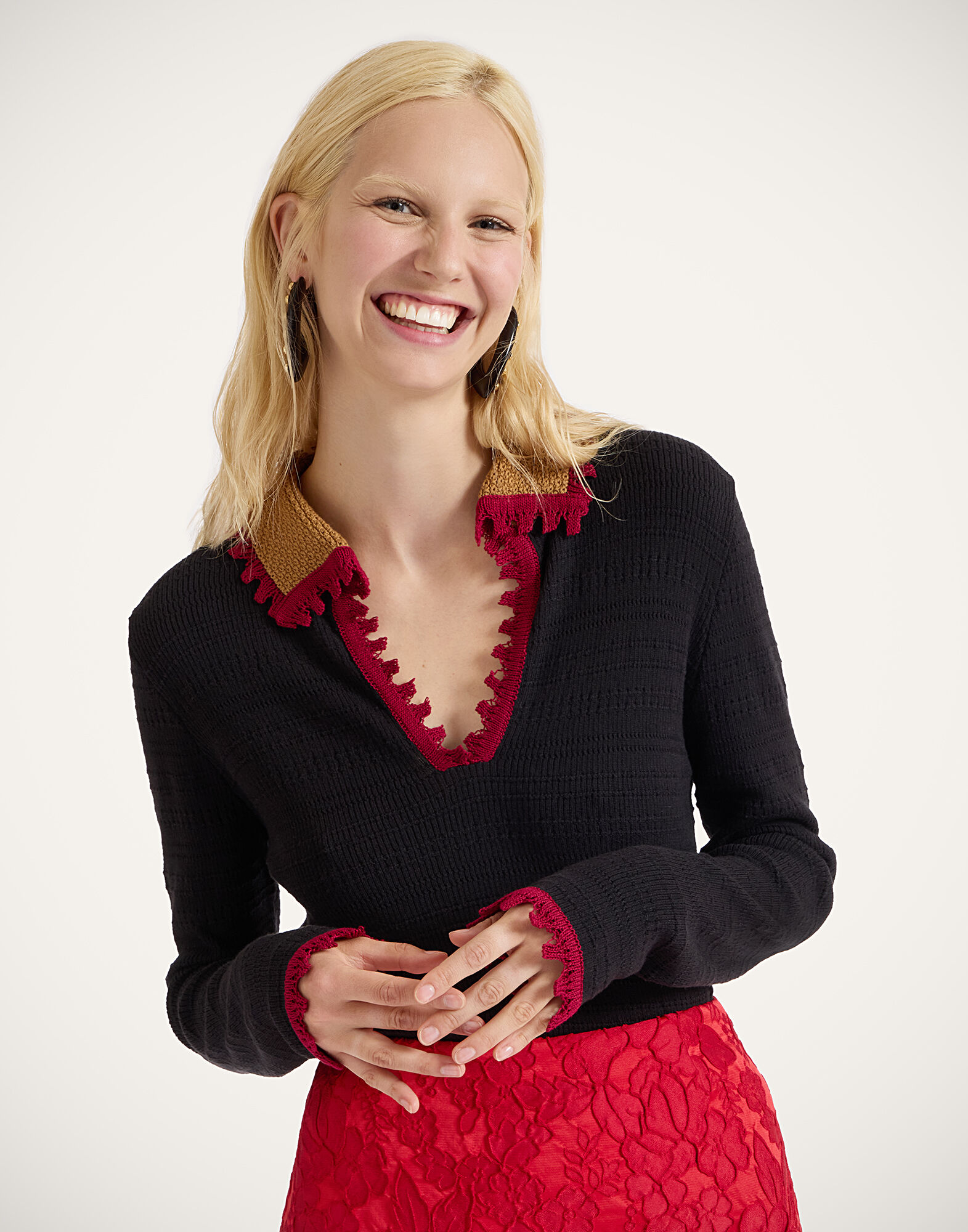 La DoubleJ Picket Polo Jumper Solid Black PUL0280KNI154SOLIDBL01