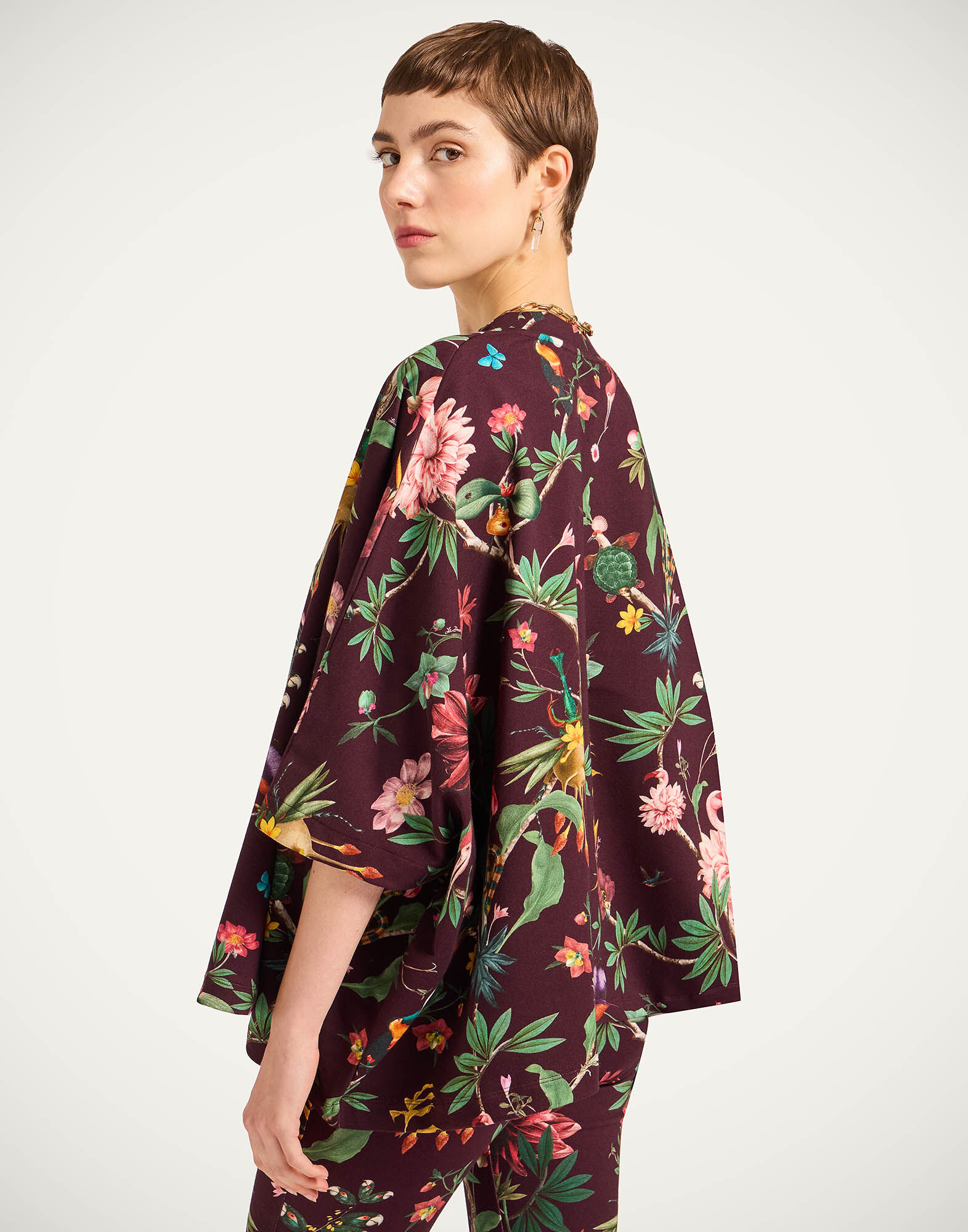 La DoubleJ Meditation Poncho Zooflora Burgundy TOP0055JER020ZOF02RE02