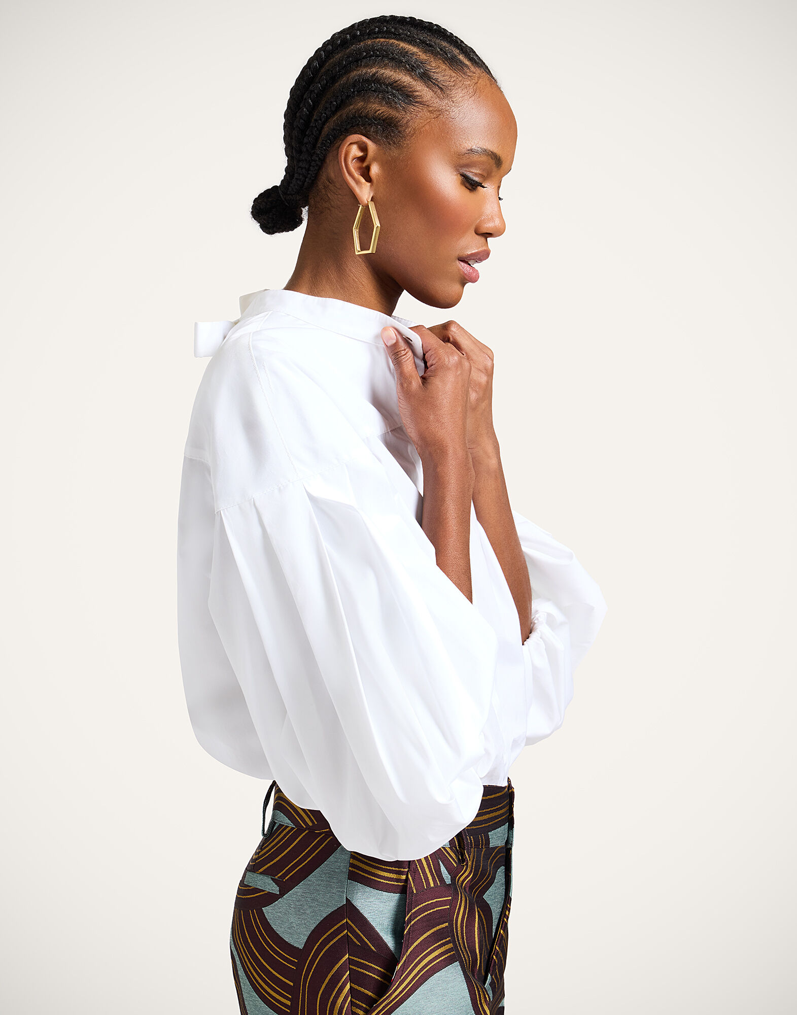 La DoubleJ Share Your Screen Shirt Solid White SHI0117COT043SOLIDWH01