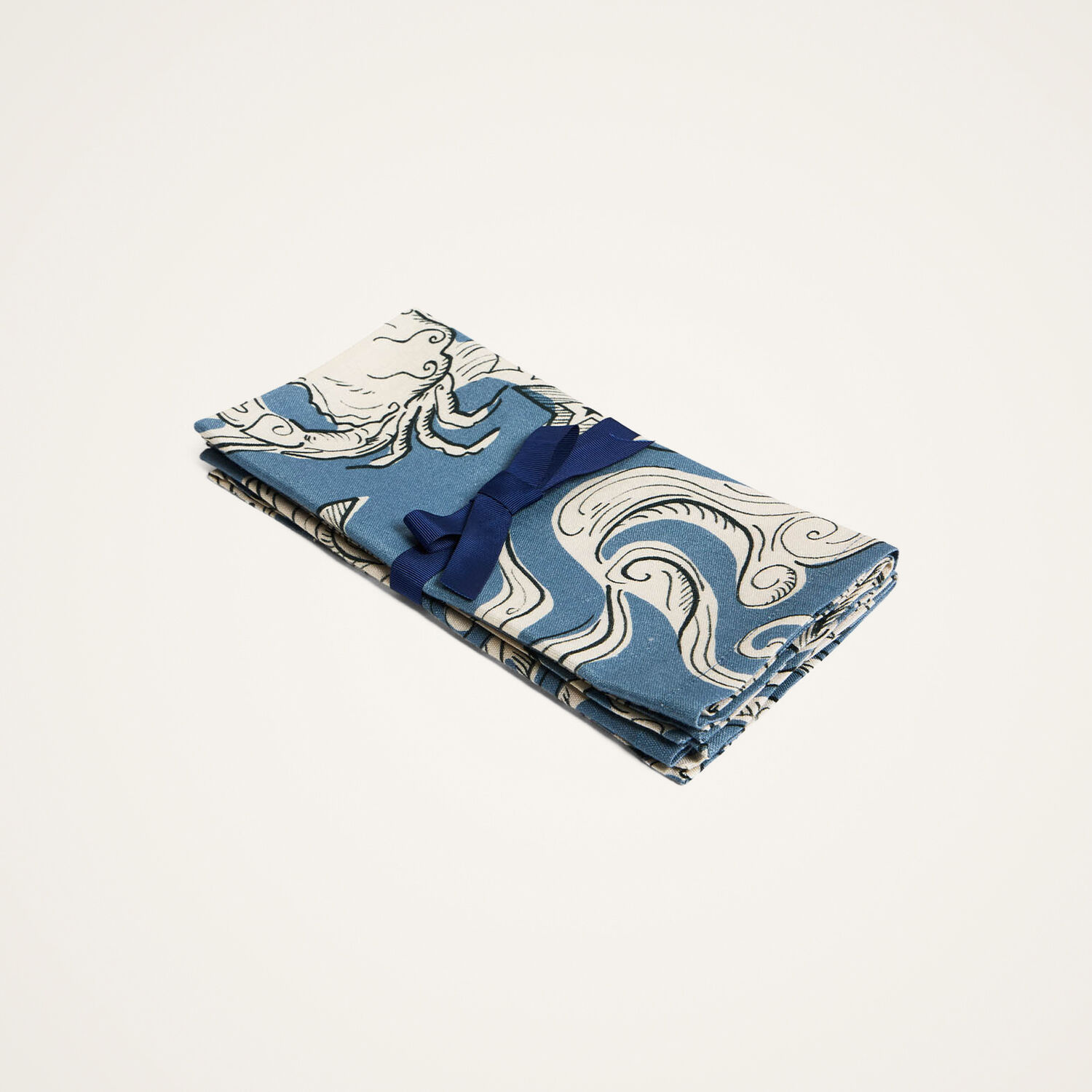 La Doublej Large Napkins Set Of 2 In Cosmos Light Blue