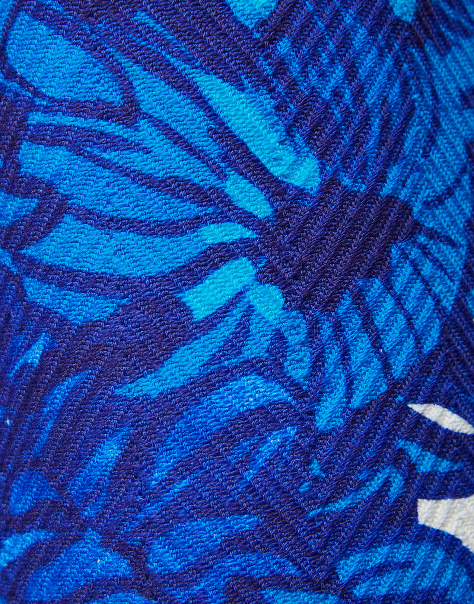 La DoubleJ Deck Shorts Anemone TRO0080COT040ANE01BU03