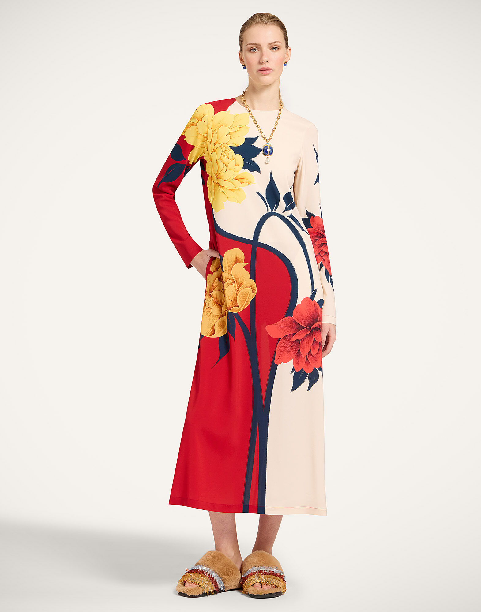 La DoubleJ Long Sleeve Swing Dress Queen Peony Plac&eacute;e Red DRE0231VIS001QPE02RE01