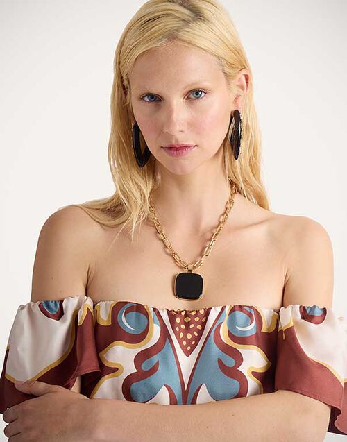 La DoubleJ Soul Pendant Necklace 24k Gold Plate & Onyx NEC0017BRA003ONY01YE05