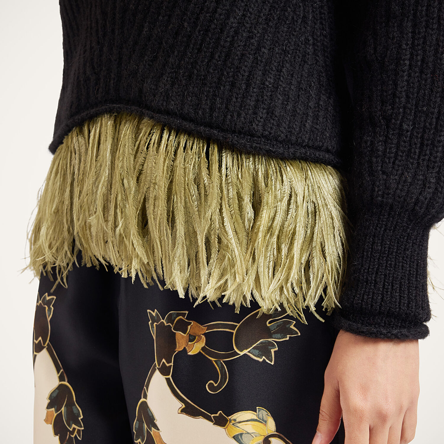 La Doublej High Kick Sweater In Solid Black