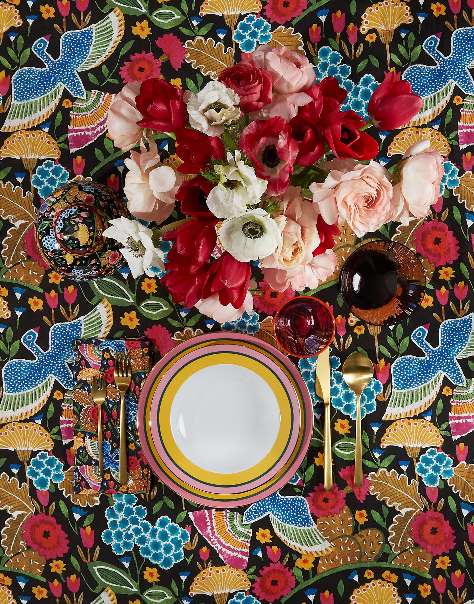 La DoubleJ Medium Tablecloth Colombo Grande TBC0002LIN001COL0001