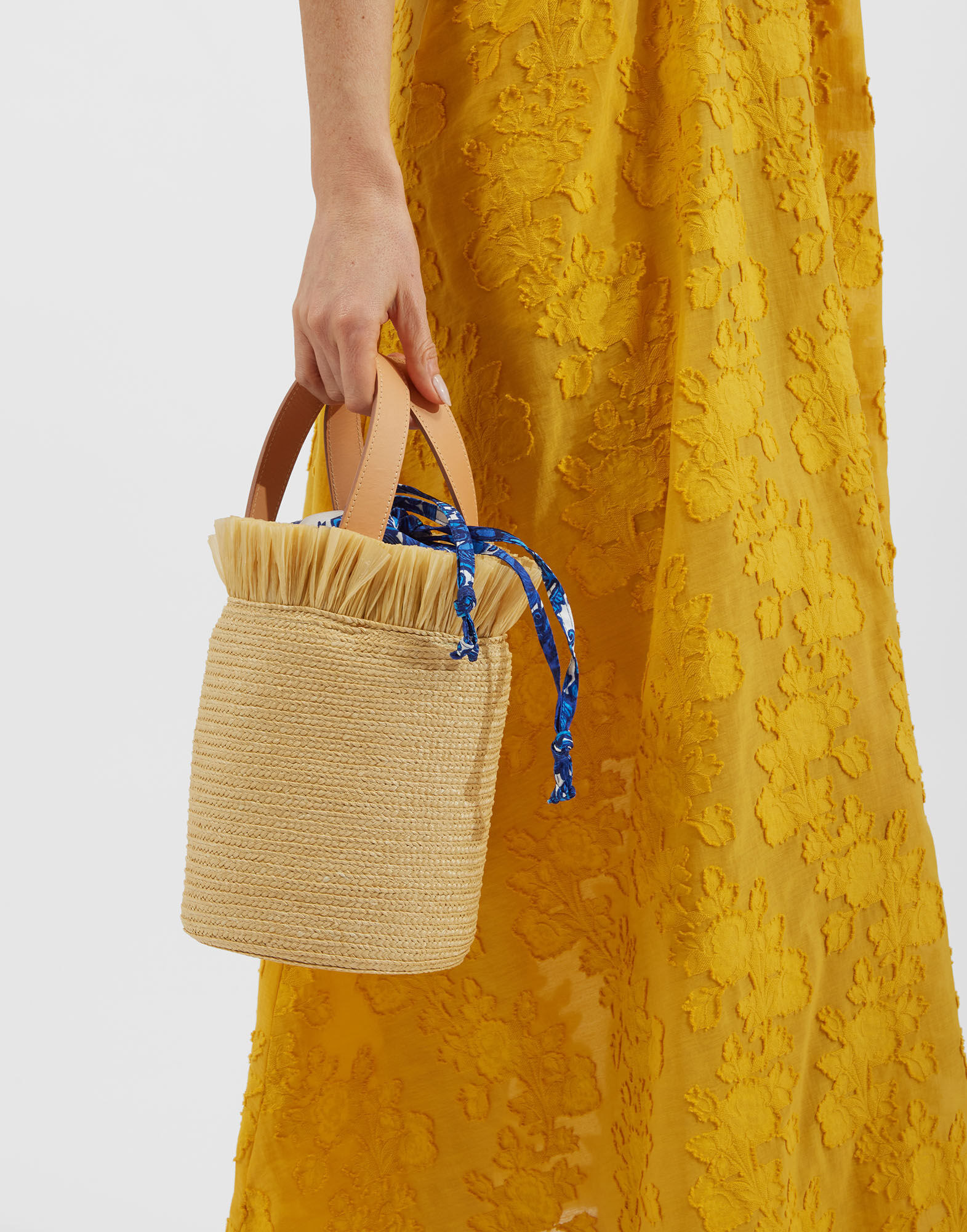 La DoubleJ Fringe Secchiello Solid Light Beige BAG0050RAF006SOLIDBR01