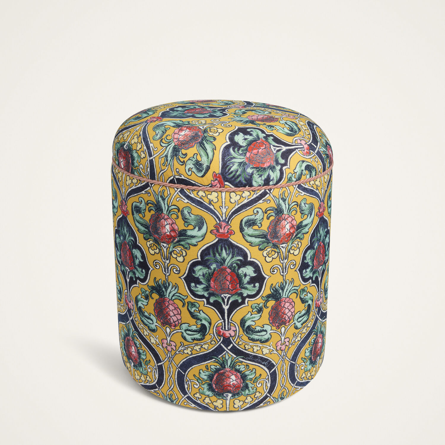  La Doublej Cushions & Poufs Women - Baba' Outdoor Pouf Ananas Yellow One Size 45% Polyurethane Foam 30% Polyester 20% Wood 5% Others 