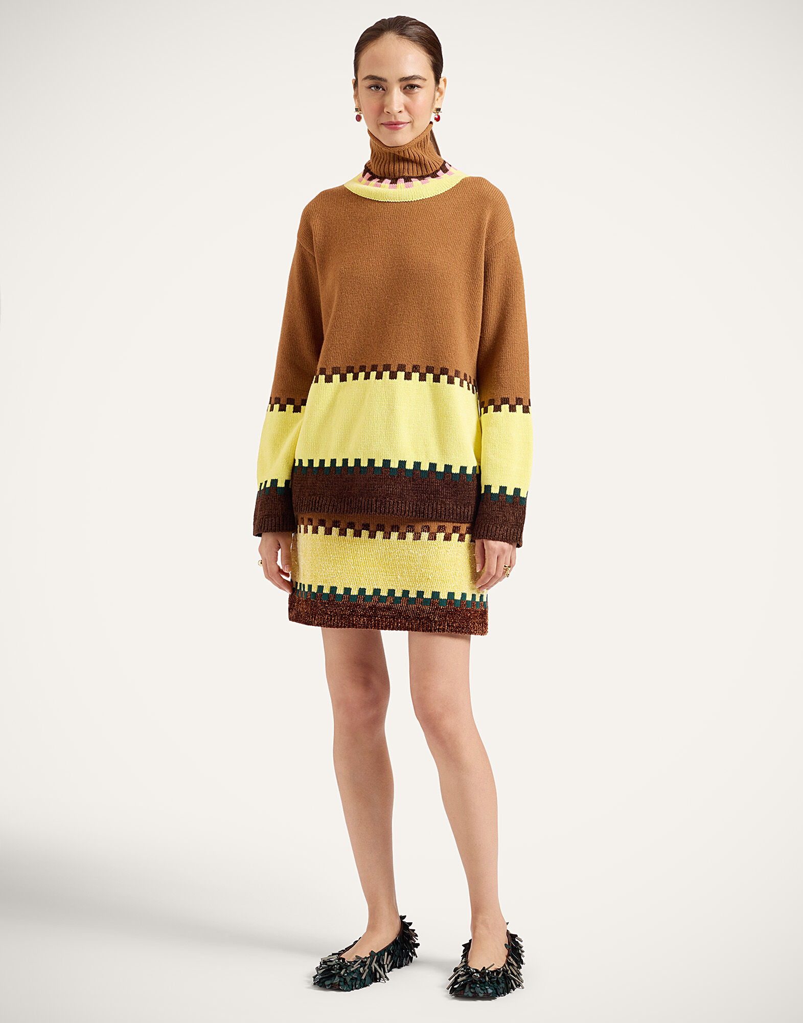 La DoubleJ In My Power Mini Skirt Color Block Camel and Light Yellow SKI0218KNI037VA515BR04
