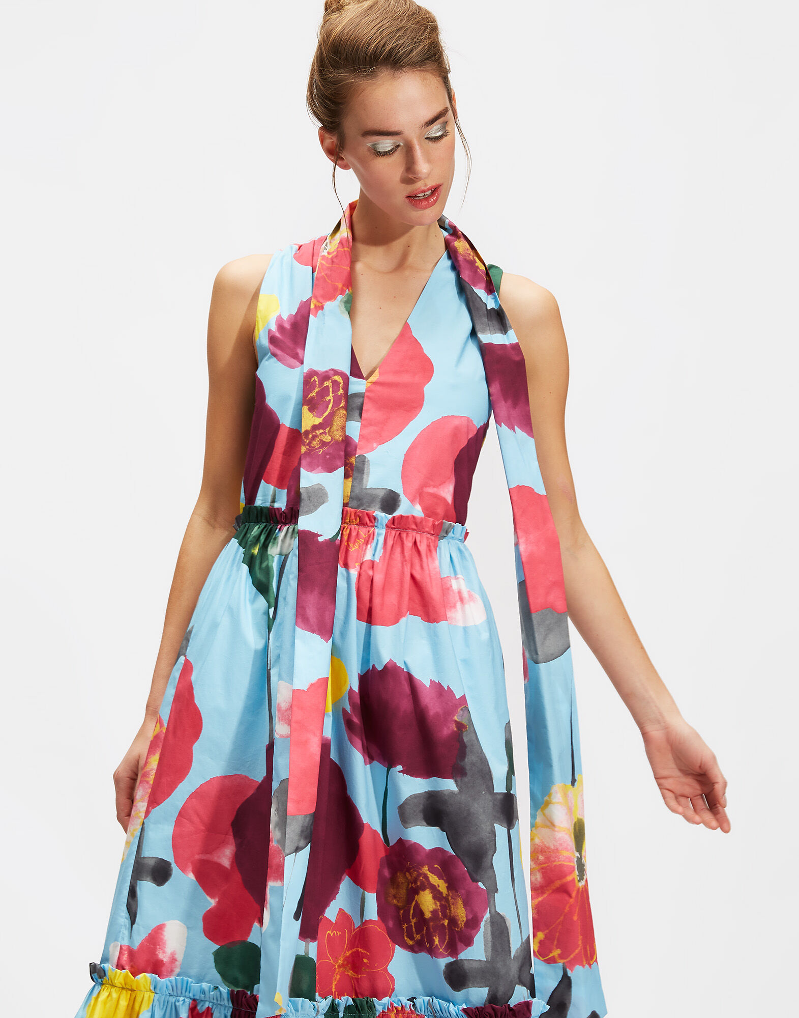 lou red dress