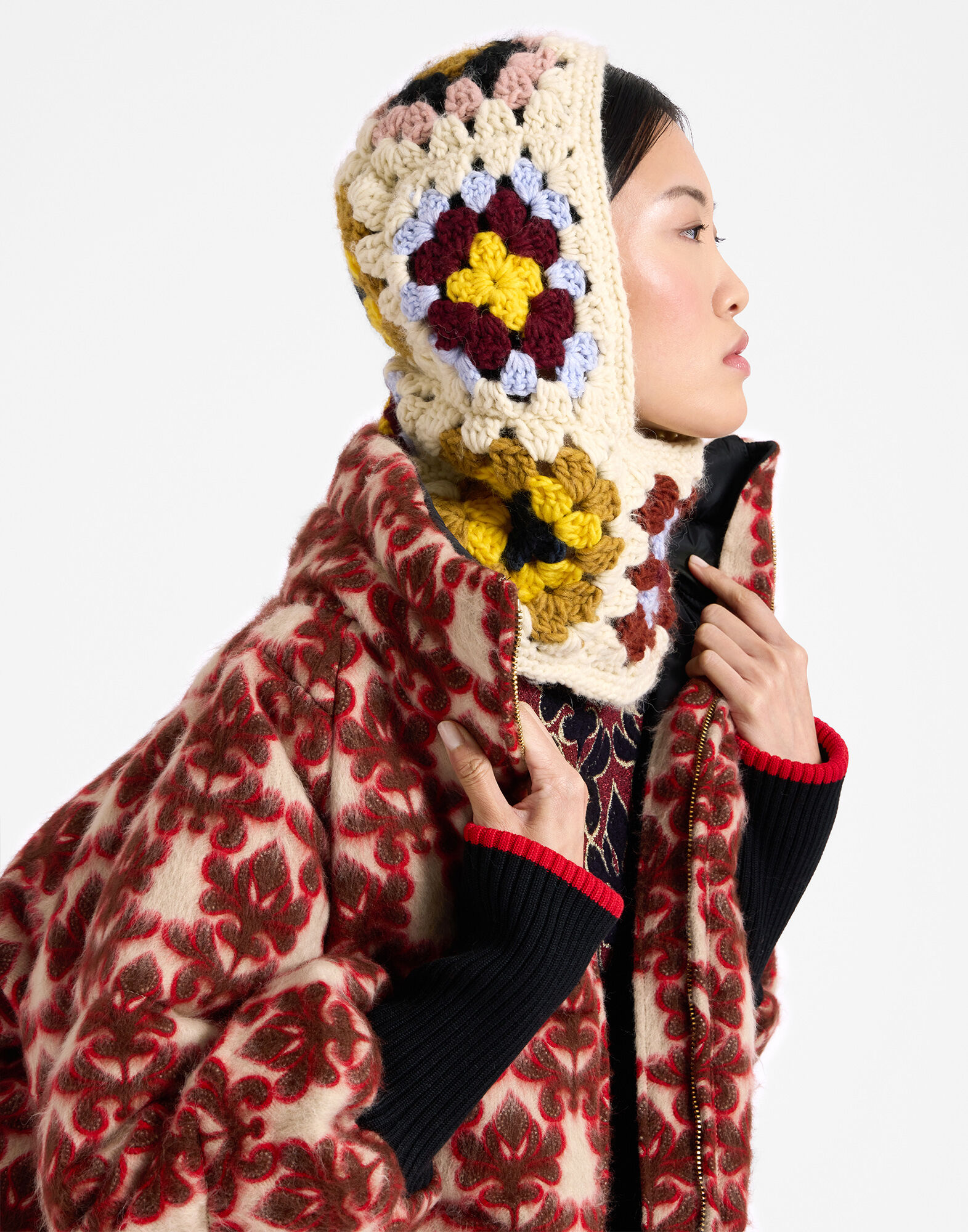 La DoubleJ Lacey Snood Flower Tile Ivory HAT0030KNI145FLW01WH04