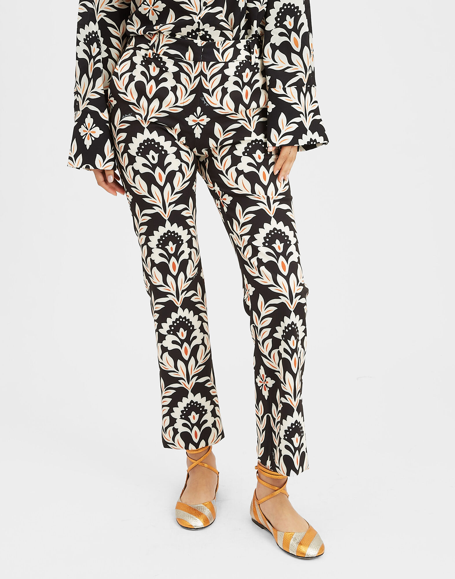 La DoubleJ 24/7 Pants Ghirlanda Black TRO0069JER034GHI01BL01