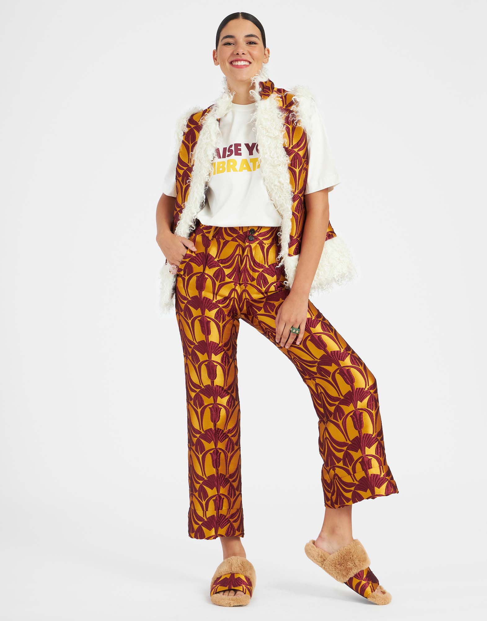 La DoubleJ Sleeveless Folk Jacket Papyrus Gold JAC0046JCQ052PAY02YE05