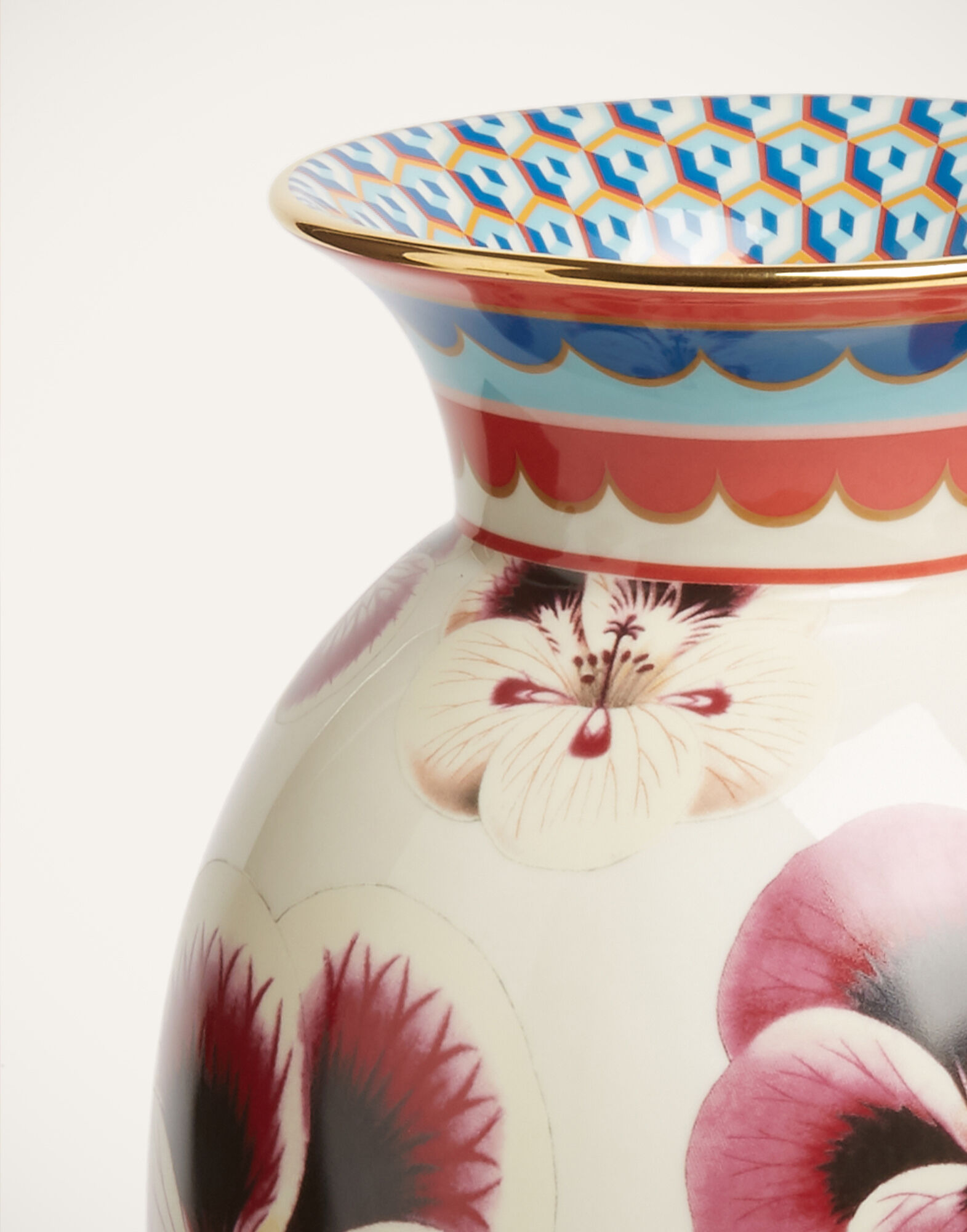 La DoubleJ Amphora Vase Pansy VAS0001CER001PAN0005