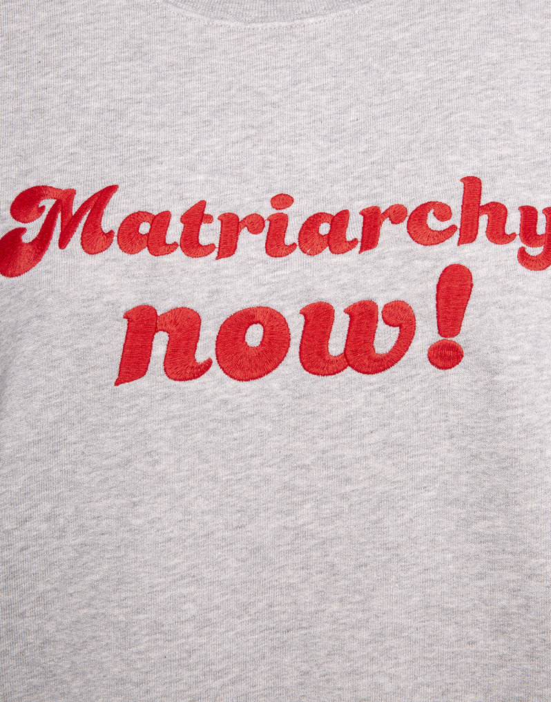 La DoubleJ “MATRIARCHY NOW!” Stand-up Sweatshirt La DoubleJ “MATRIARCHY NOW!” Stand-up Sweatshirt T.Unita Grigio SWE0014JER026GRY0004