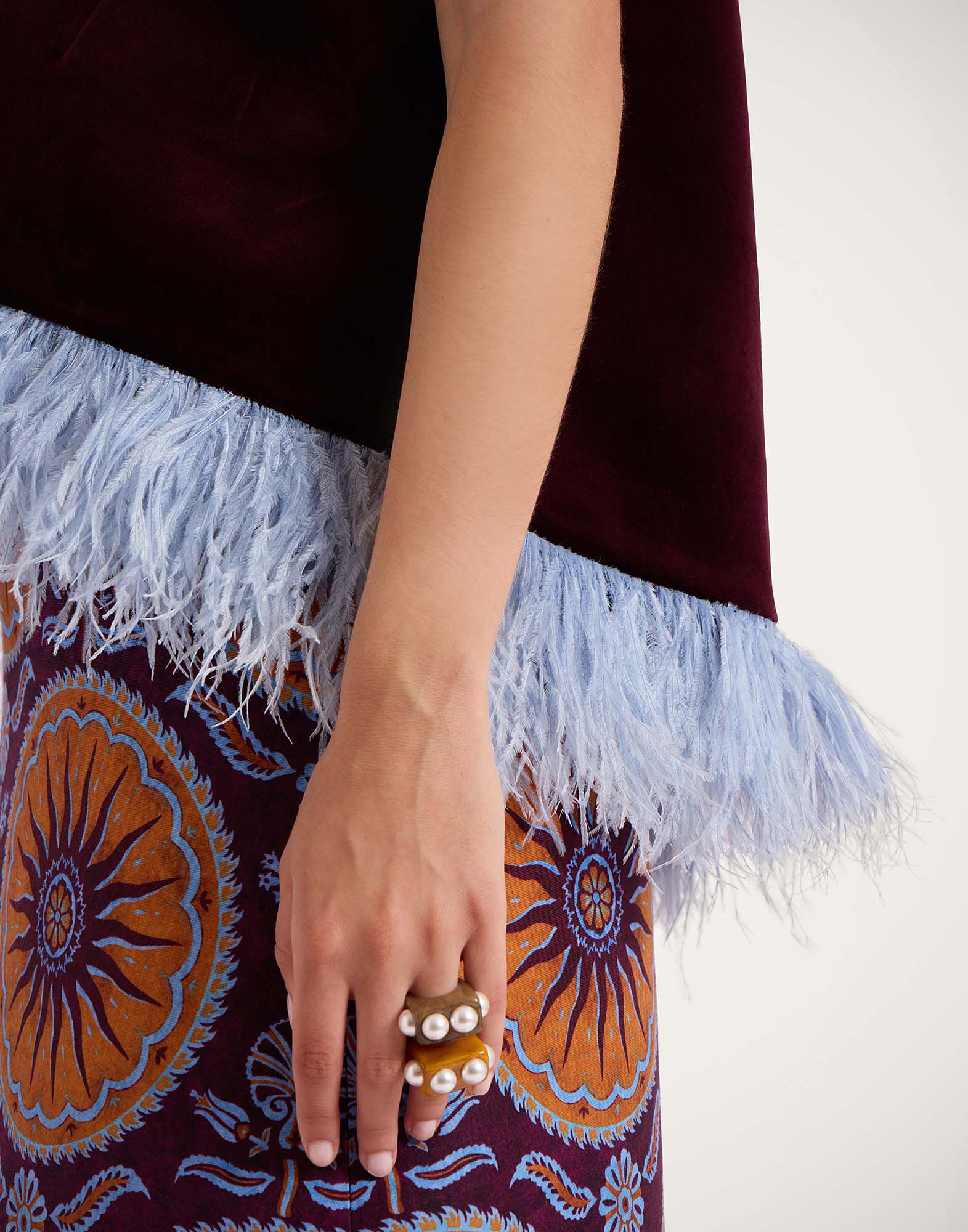 La DoubleJ La Scala Top Solid Burgandy TOP0013VEL011SOLIDRE02