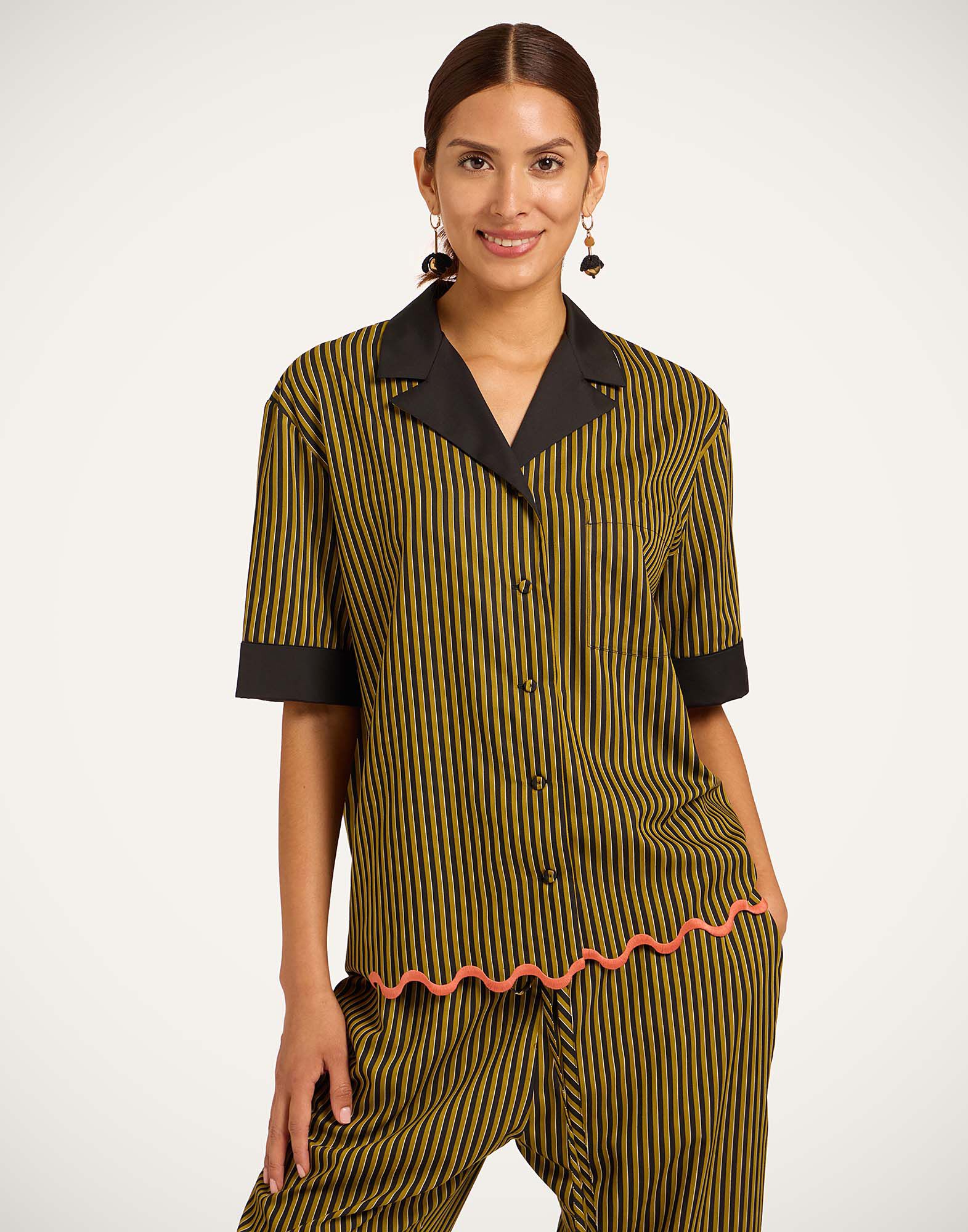 La DoubleJ Boxy Shirt Pinstripe Green SHI0170VIS029STR09GR02