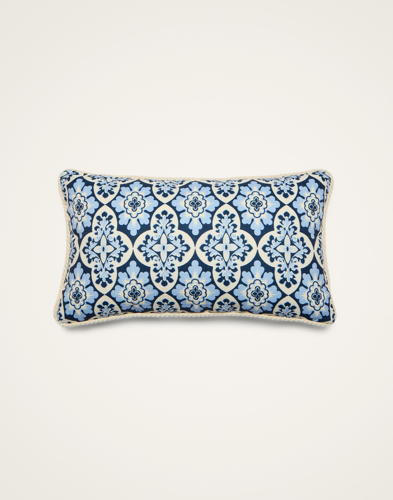 La DoubleJ Outdoor Cushion (30X50) La DoubleJ Outdoor Cushion (30X50) Palazzo Blue CUS0029POL001PAL01BU03