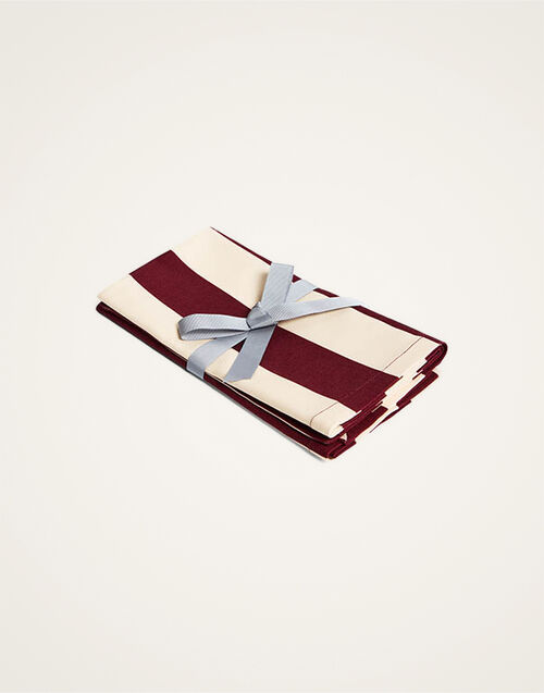 La DoubleJ Large Napkins Set Of 2 La DoubleJ Large Napkins Set Of 2 Contrada Bordeaux NAP0017COT073CTD01RE02