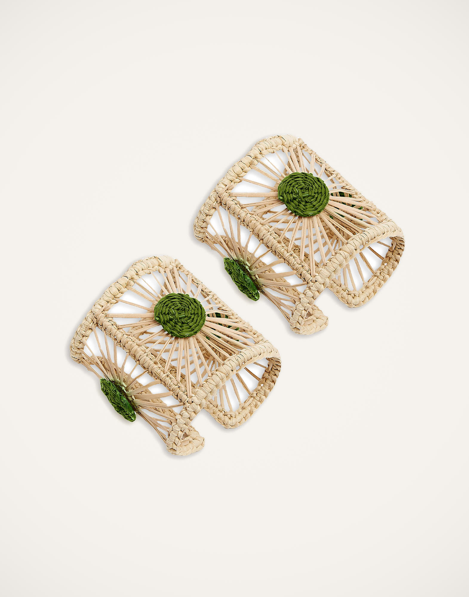 La DoubleJ Napkin Rings Set Of 2 Green RNG0001RAF007GRE0016