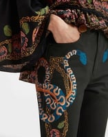 La DoubleJ Superflare Jeans La DoubleJ Superflare Jeans Eve Black TRO0126DEN001EEC01BL01