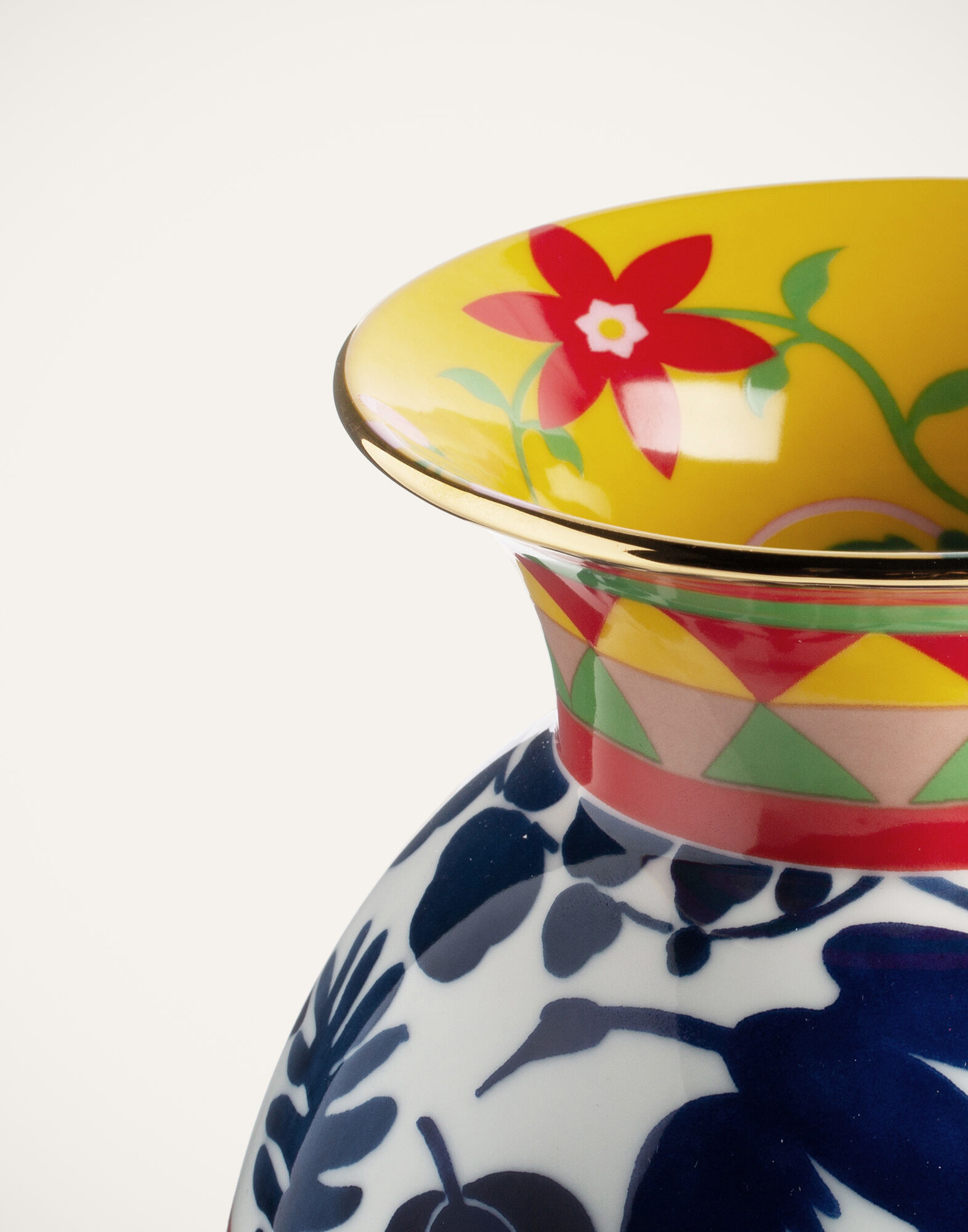 La DoubleJ Amphora Vase Wildbird Blu VAS0001CER001CER0001