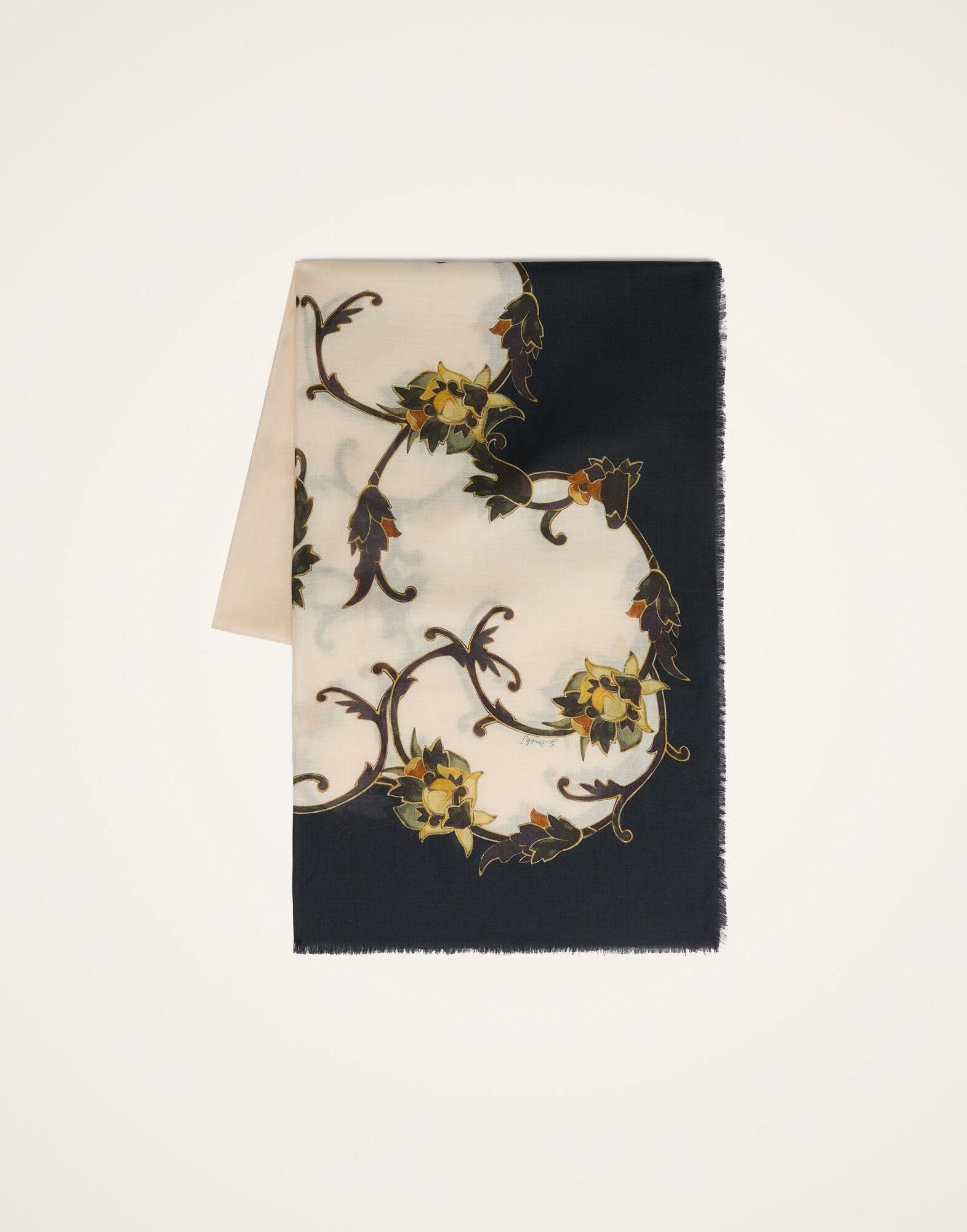 La DoubleJ Scarf Buttercup Plac&eacute;e Black SCA0097MOS001BTC03BL01
