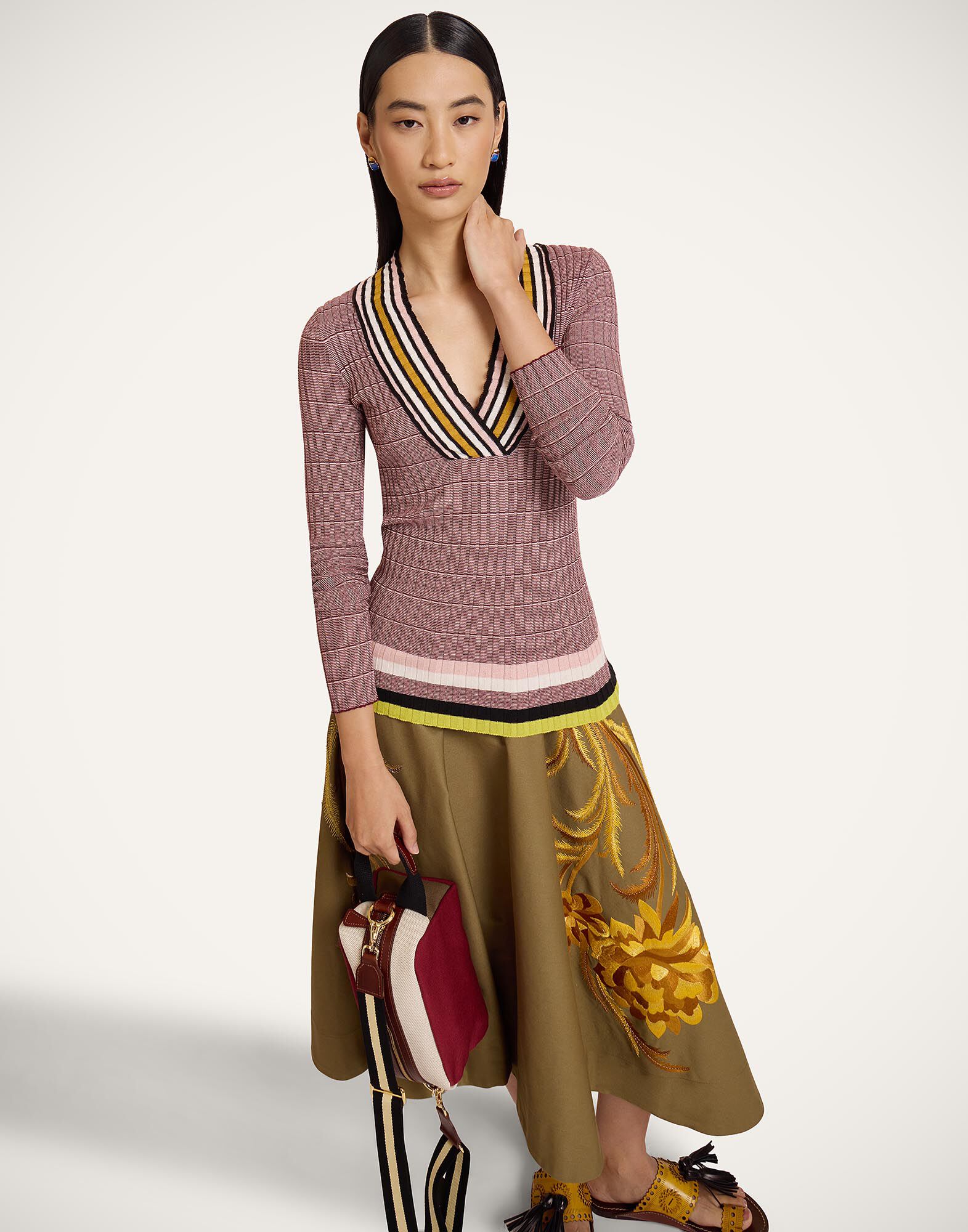 La DoubleJ Releve Top Solid Pink PUL0347KNI196VA463PI01