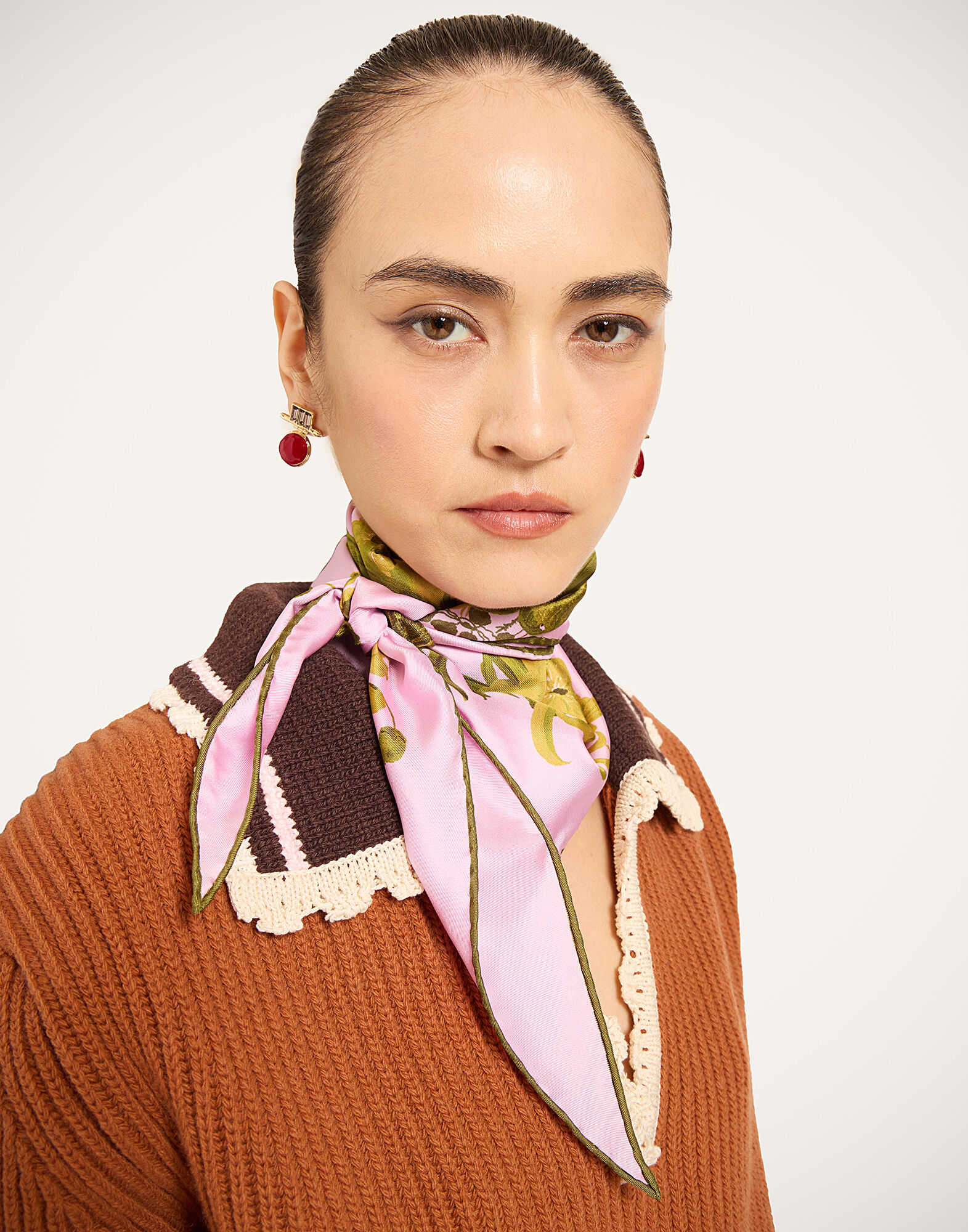 La DoubleJ Diamond Scarf Coven Plac&eacute;e Pink SCA0105SIL006COV05PI01